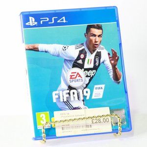 PS4 EA SPORTS FIFA19 Video Game - Featured Player Superstar Cristiano Ronaldo
